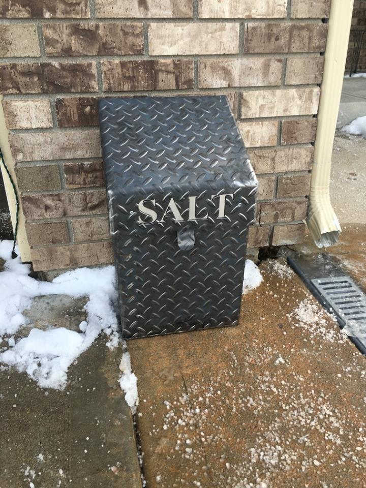 Ice Melt Container